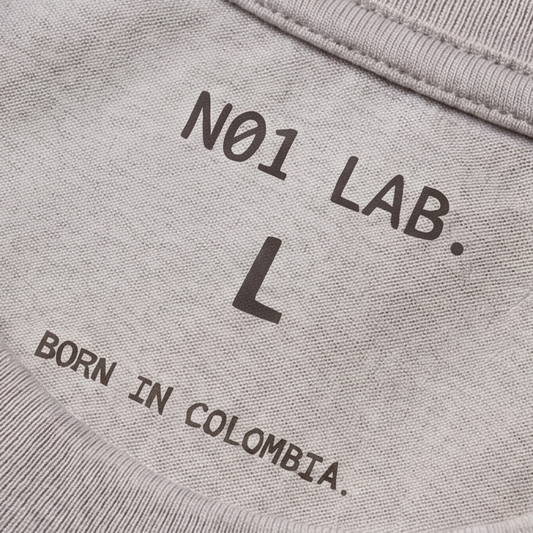 CAMISETA GRIS